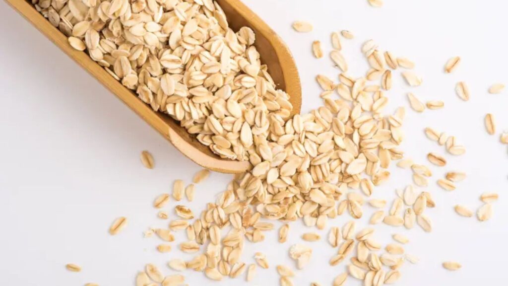 Bowl of oatmeal with fruits and nuts, slow-release energy food